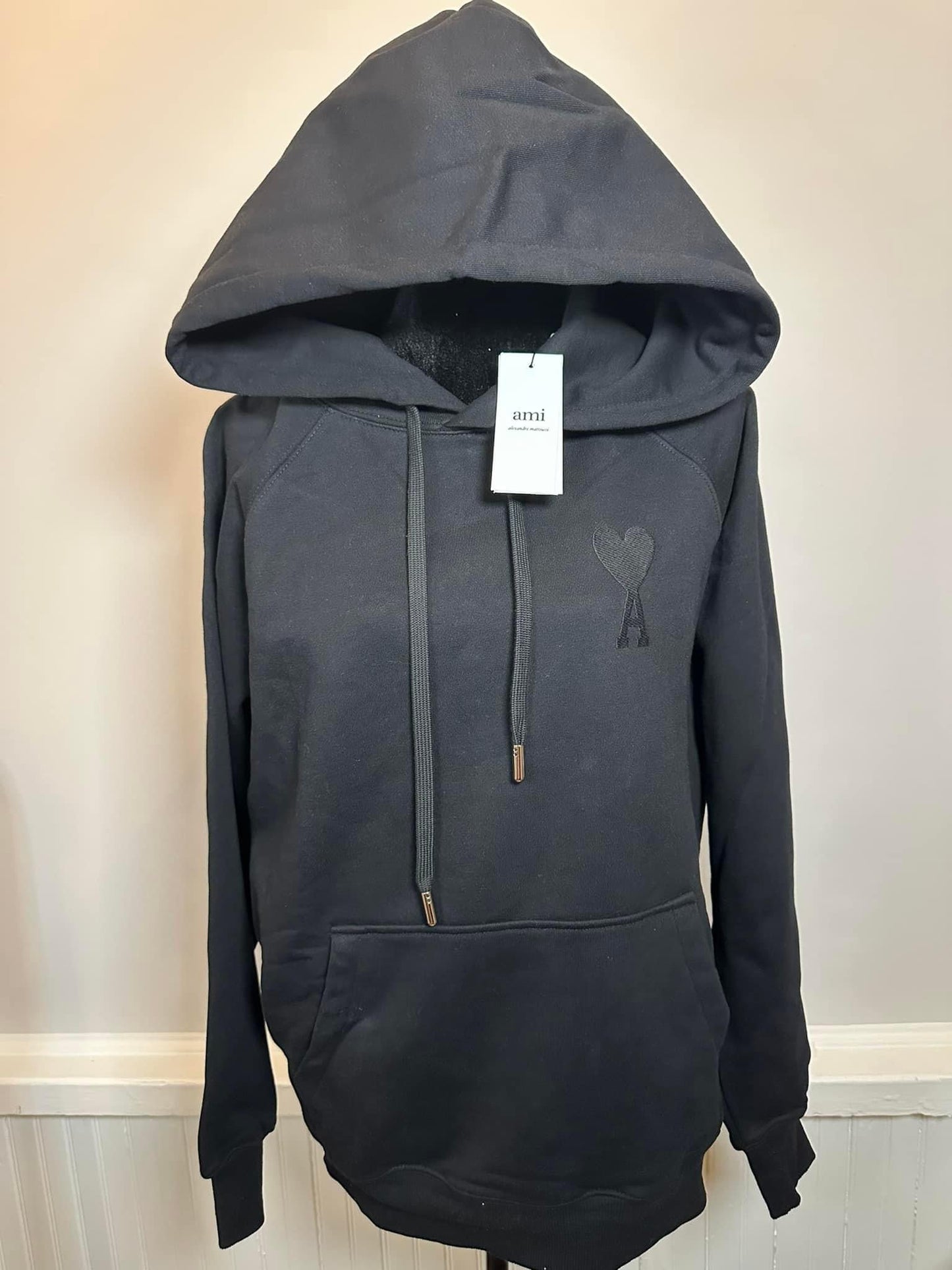 A*MI HOODIE EMBROIDERED - BLACK